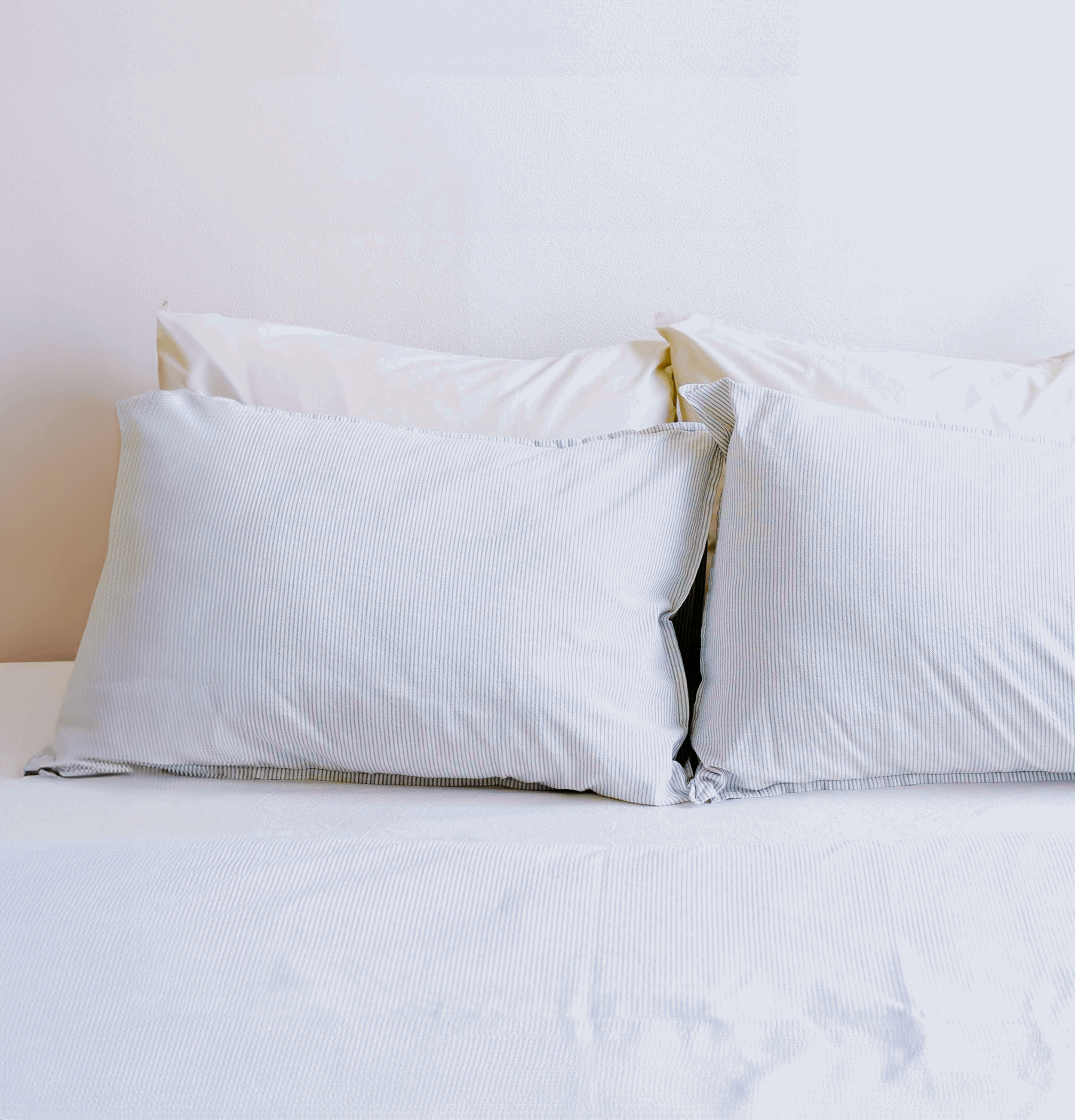 דיל מפנק: שמיכת פוך זוגית + 2 כריות היפואלרגניות במחיר מיוחד